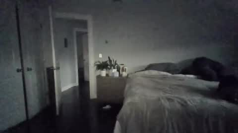 hotdog1124 online show from January 9, 2025, 12:19 pm