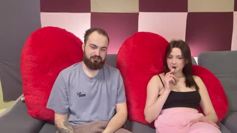 Max and Alina online show from May 7, 2026, 9:09 pm
