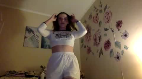 effy online show from April 23, 2026, 9:39 pm