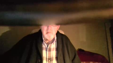 hotejok online show from February 28, 2025, 8:39 pm