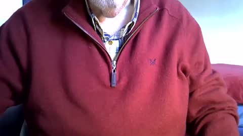 hotejok online show from October 29, 2025, 11:23 am