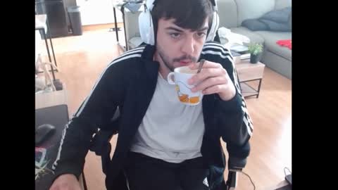 Snapshot of hotfilled chatting on October 24, 2025, 10:44 am Mephisto667 online show from October 24, 2025, 10:44 am