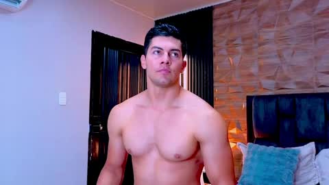 felipe  marcello online show from May 25, 2026, 7:09 pm