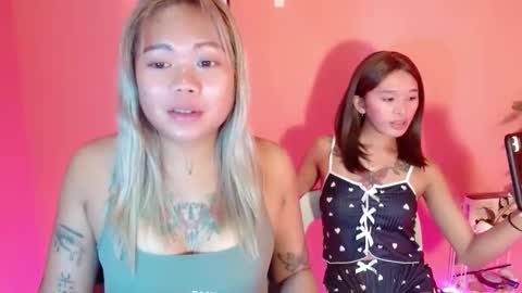 hotgirlronaxx online show from October 27, 2025, 9:41 pm