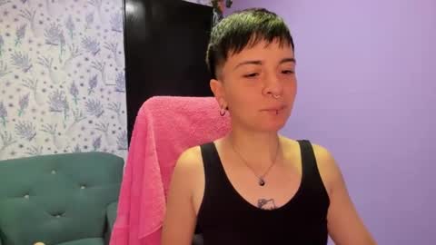 hannah online show from October 18, 2025, 2:03 am