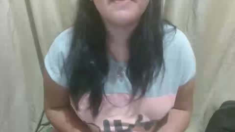 hotiemorenagurl18 online show from September 15, 2025, 6:02 am