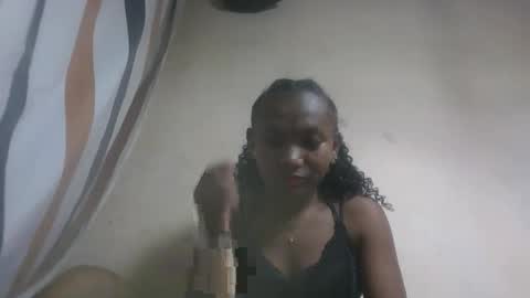 Snapshot of hotiesveronique chatting on October 17, 2025, 10:07 am veronique online show from October 17, 2025, 10:07 am