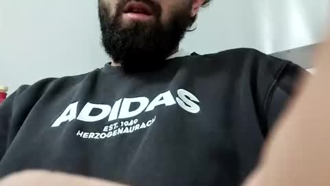 Italiaboy online show from November 18, 2025, 12:16 am