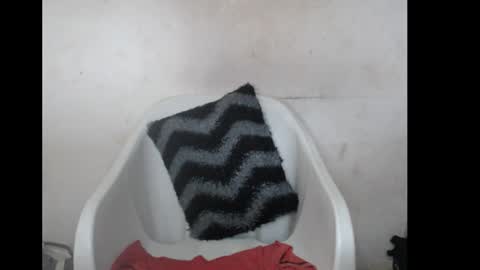 hotjessie0 online show from November 19, 2025, 6:13 am