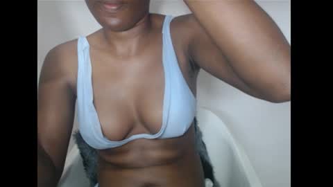 hotjessie0 online show from February 6, 2026, 5:45 am