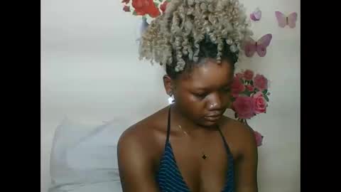 Snapshot of hotjeylee chatting on September 11, 2025, 1:17 am LOYCE online show from September 11, 2025, 1:17 am