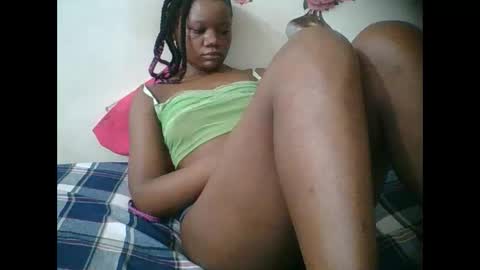 LOYCE online show from December 1, 2025, 12:48 am