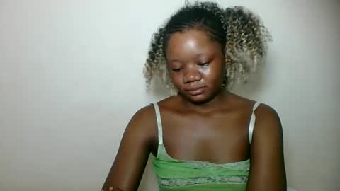 LOYCE online show from June 8, 2026, 11:38 pm