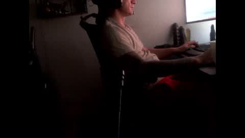 Snapshot of hotkinkytat chatting on February 20, 2025, 2:02 pm hotkinkytat online show from February 20, 2025, 2:02 pm