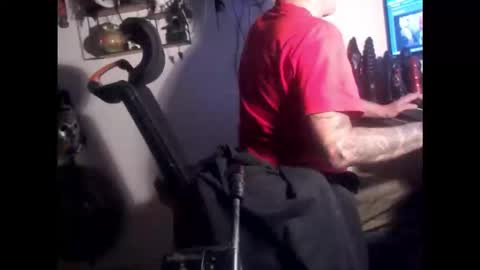 Snapshot of hotkinkytat chatting on October 18, 2025, 8:42 pm hotkinkytat online show from October 18, 2025, 8:42 pm