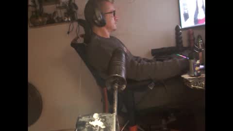 Snapshot of hotkinkytat chatting on February 4, 2026, 3:45 am hotkinkytat online show from February 4, 2026, 3:45 am