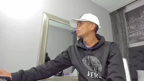 Hotkoljei online show from February 5, 2025, 3:34 am