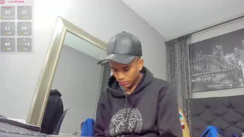 Hotkoljei online show from March 7, 2025, 4:02 am