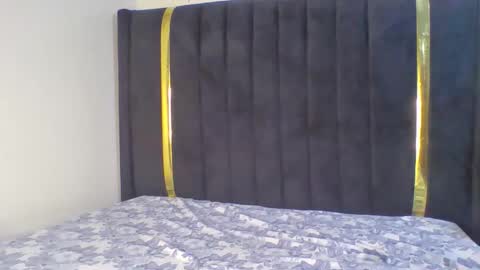 hotleen997564 online show from February 10, 2026, 8:29 am