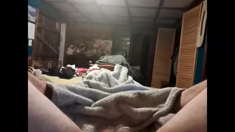 hotloads1992 online show from December 18, 2024, 2:06 pm