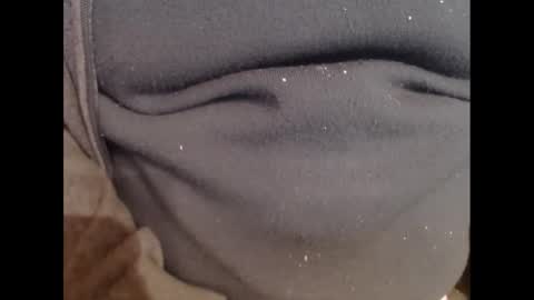 Snapshot of hotlux_54 chatting on February 1, 2025, 2:05 am hotlux_54 online show from February 1, 2025, 2:05 am