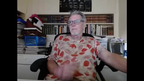 Snapshot of hotlux_54 chatting on September 8, 2025, 3:44 pm hotlux_54 online show from September 8, 2025, 3:44 pm