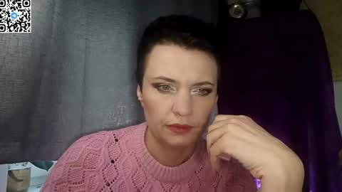 hotmamaqueen234 online show from April 25, 2026, 12:19 pm