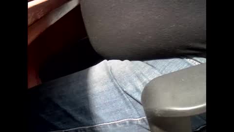 hotmassage50 online show from March 3, 2025, 12:58 pm