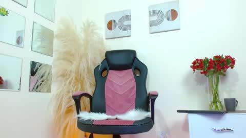 Snapshot of hotmathewv chatting on October 29, 2025, 2:14 am mathew online show from October 29, 2025, 2:14 am