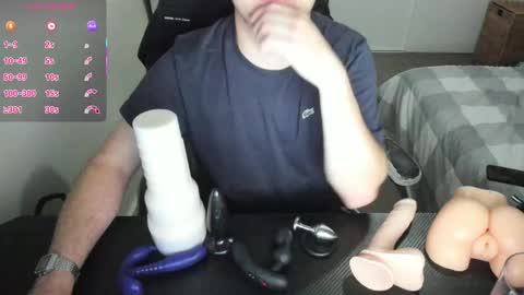 Snapshot of hotmelbguy20 chatting on September 17, 2025, 1:24 pm Cum and play X online show from September 17, 2025, 1:24 pm