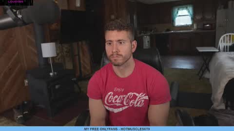 hotmuscles6t9 online show from March 8, 2025, 8:35 pm