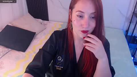 Snapshot of hotpawgmilf chatting on December 29, 2024, 2:49 am Sussy Bloom  online show from December 29, 2024, 2:49 am