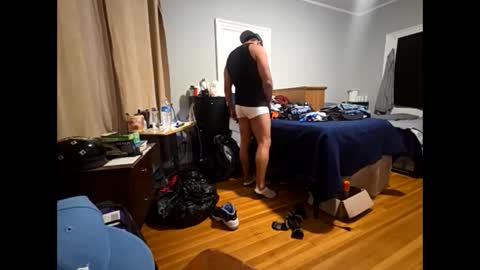 hotrox6942 online show from September 30, 2025, 6:29 am