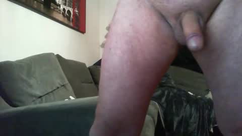 Snapshot of hotstrip22 chatting on January 5, 2026, 5:27 pm Mark online show from January 5, 2026, 5:27 pm