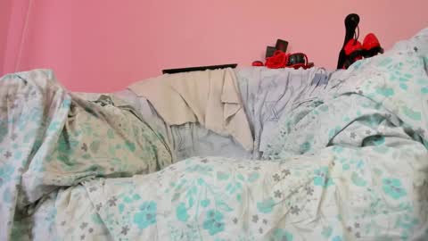 Monica online show from February 20, 2025, 1:19 pm