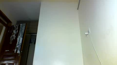 Amalia online show from September 15, 2025, 1:00 pm