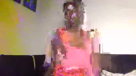 Amalia online show from December 23, 2025, 3:37 am