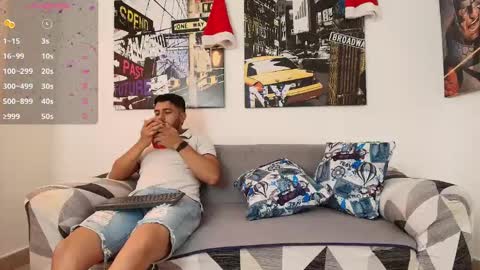 hott_asses online show from December 9, 2024, 7:18 pm