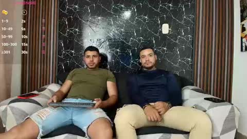 hott_asses online show from February 12, 2025, 7:45 pm