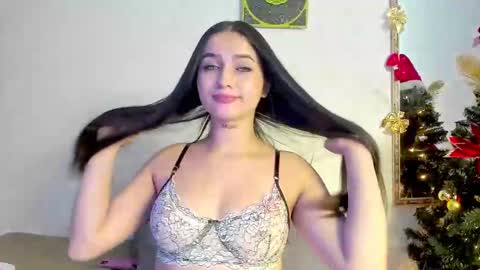 Hott Hanna online show from December 23, 2024, 8:11 am