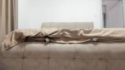 hottalicia2 online show from February 11, 2026, 5:51 pm