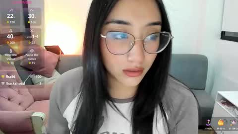 Snapshot of hottbee1 chatting on October 11, 2025, 3:32 pm AMY online show from October 11, 2025, 3:32 pm