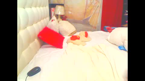 THEONE online show from November 2, 2025, 11:45 am