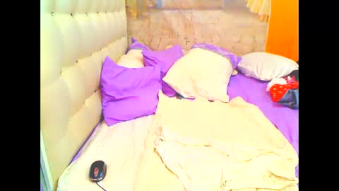 THEONE online show from March 3, 2026, 1:39 pm