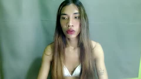 Snapshot of hottest_skinnygirl26 chatting on January 7, 2026, 5:43 am kitty online show from January 7, 2026, 5:43 am