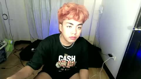 hottie_lucky822 online show from November 16, 2025, 4:12 pm