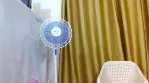 hottie_mammy online show from January 7, 2026, 7:44 am