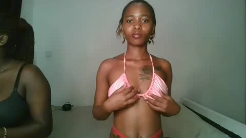 hottie_mistie online show from April 11, 2026, 9:19 pm