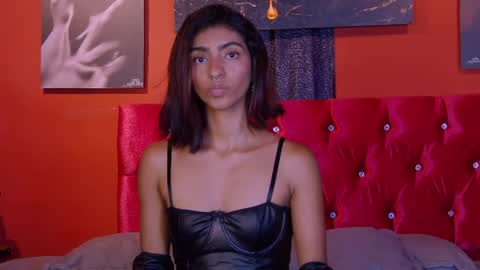 Veronica independent model online show from April 17, 2026, 8:01 pm