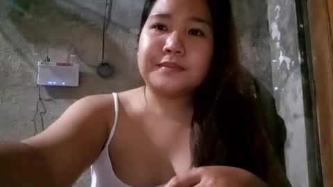 hottiecum27 online show from March 12, 2026, 1:17 pm